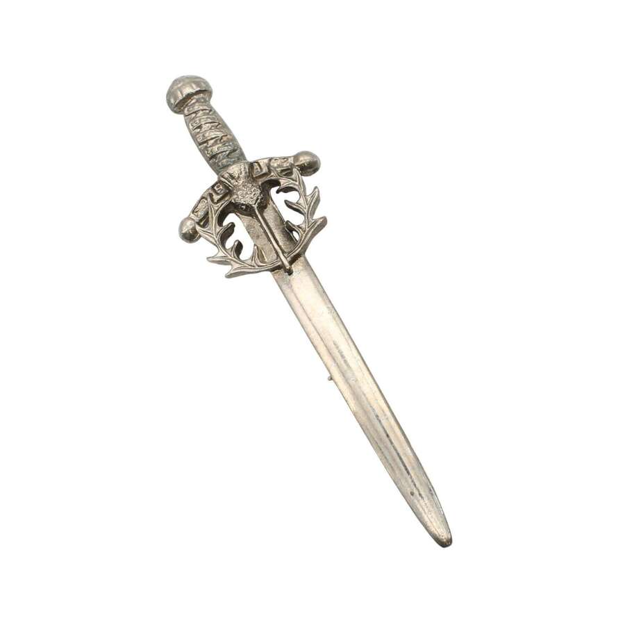 XDHKP0595 Thistle Kilt Pin