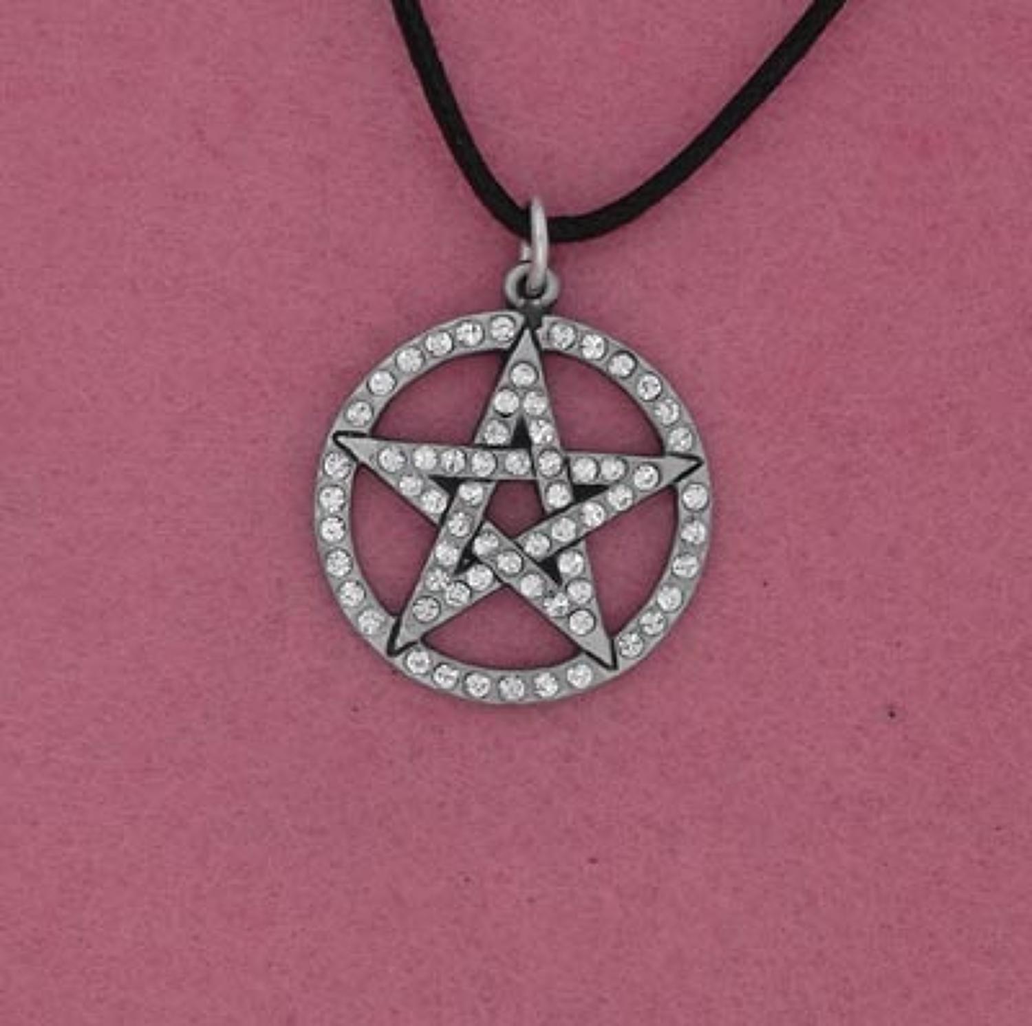 XDHP599 Pentagram Pendant