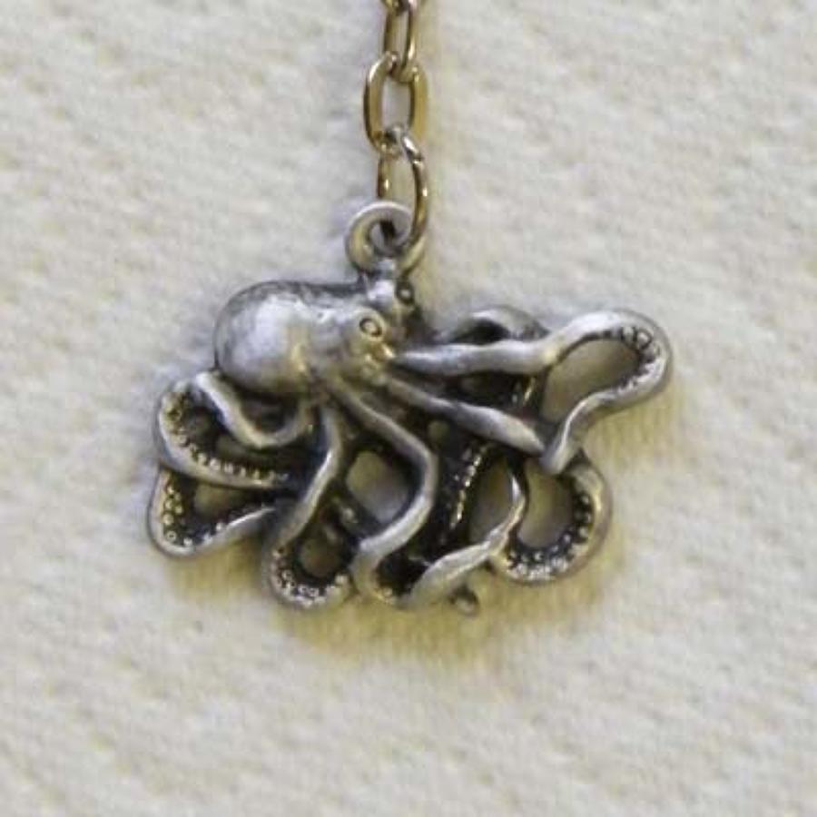 KR0744 Octopus