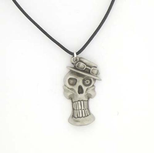 XDHP1492 Toothy Skull Pendant