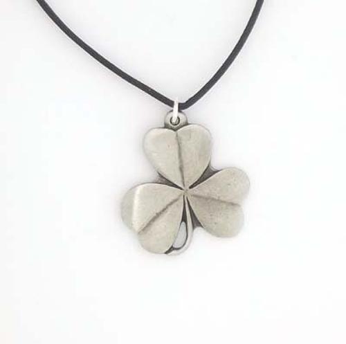 XDHP1510 Shamrock Pendant