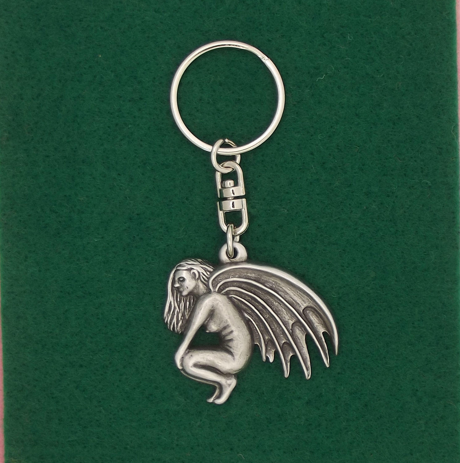 Bloody Demonic Key Ring Hand Crafted from Lead Free Pewter in the UK KR1655 