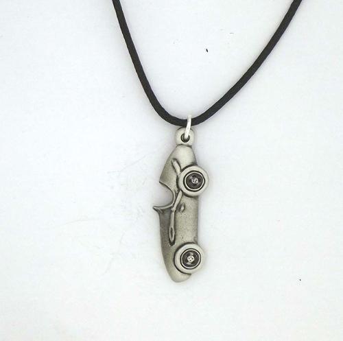 XDHP1574 Racing Car Pendant