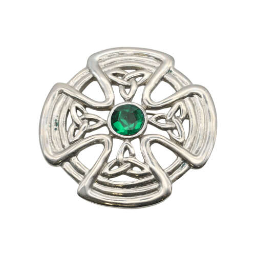 XDHBR0625-F Celtic Shield Green Gem Stone Brooch