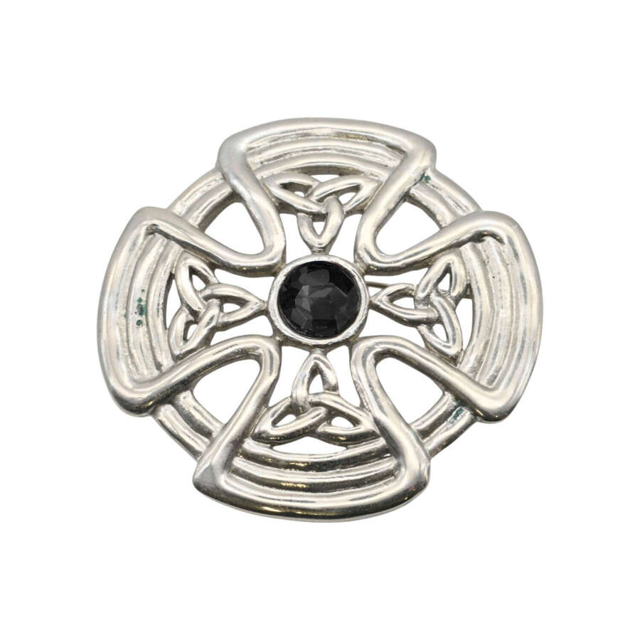 XDHBR0625-F Celtic Shield Black Gem Stone Brooch