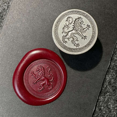 XDHWS021 Pewter Rampant Lion Wax Seal With Wooden Handle & Wax Sticks