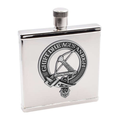 XWI2248 - XDHCB067 MacInnes Clan Design 2oz Hip Flask
